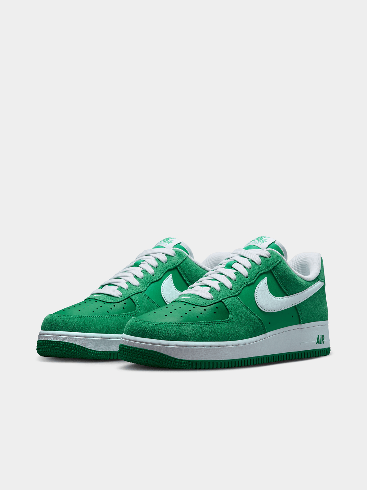 Nike Men's Air Force 1 '07 LV8 Green Sneaker